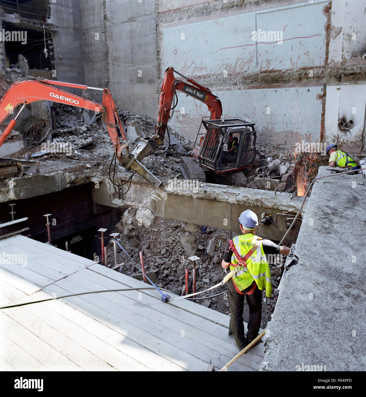 Mit dem Abriss eines Bürogebäudes in London Stockfoto
