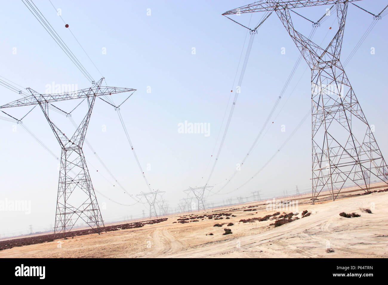 Strommasten, Oman Stockfoto