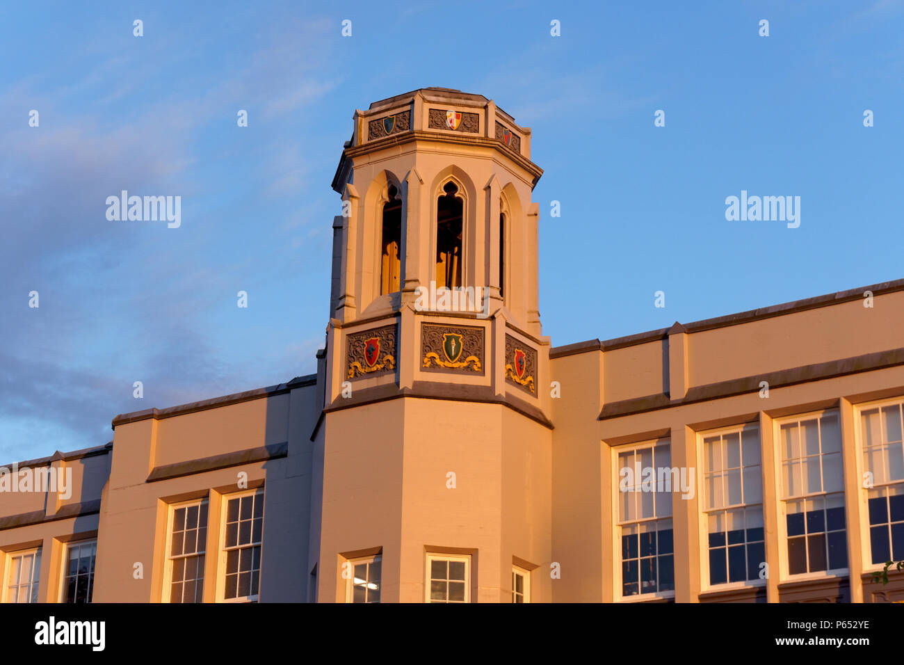 Die gotische Stiftskirche stil Point Grey Secondary School Gebäude in Kerrisdale, Vancouver, BC, Kanada Stockfoto