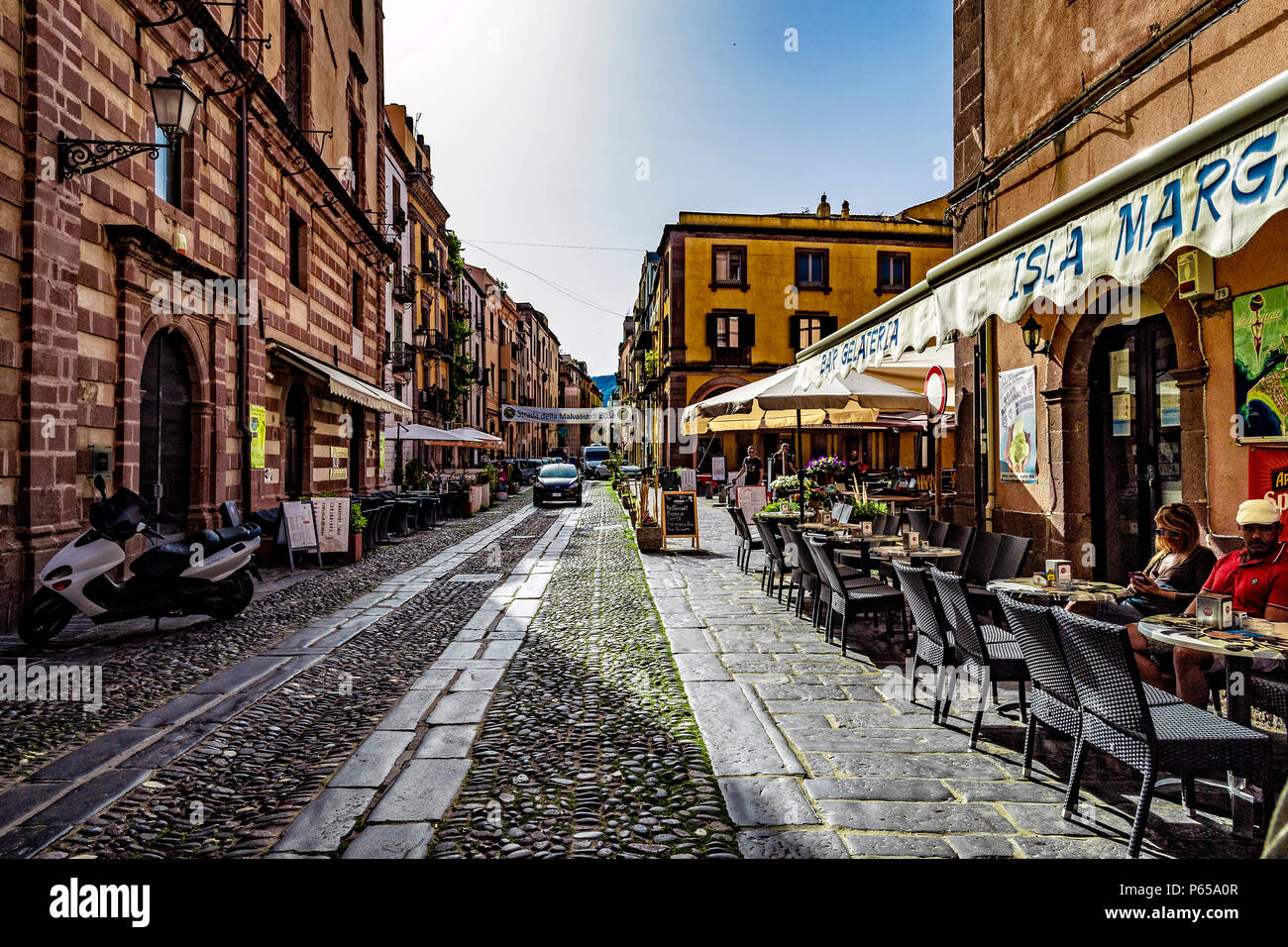 Italien Sardinien Bosa, das historische Zentrum, Corso Vittorio Emanuele II. Stockfoto
