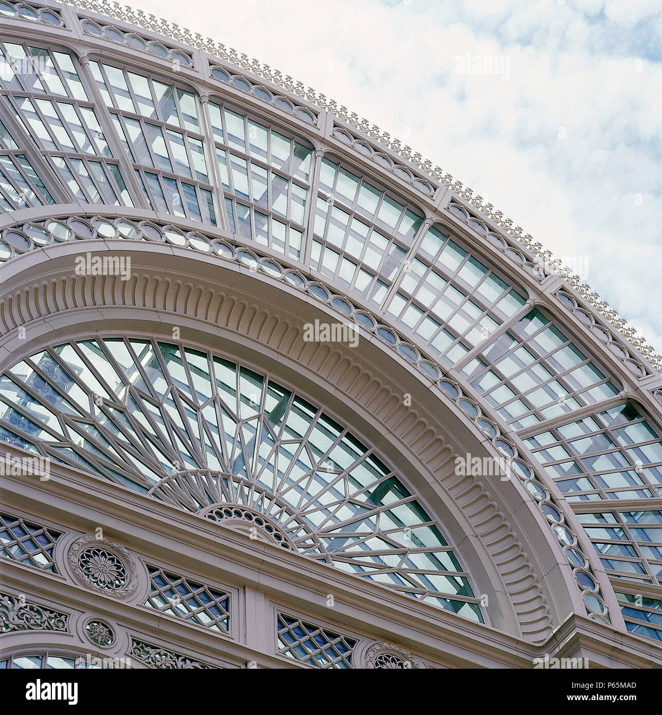 Die Außenseite des Royal Opera House. Covent Garden, London, Vereinigtes Königreich. Stockfoto