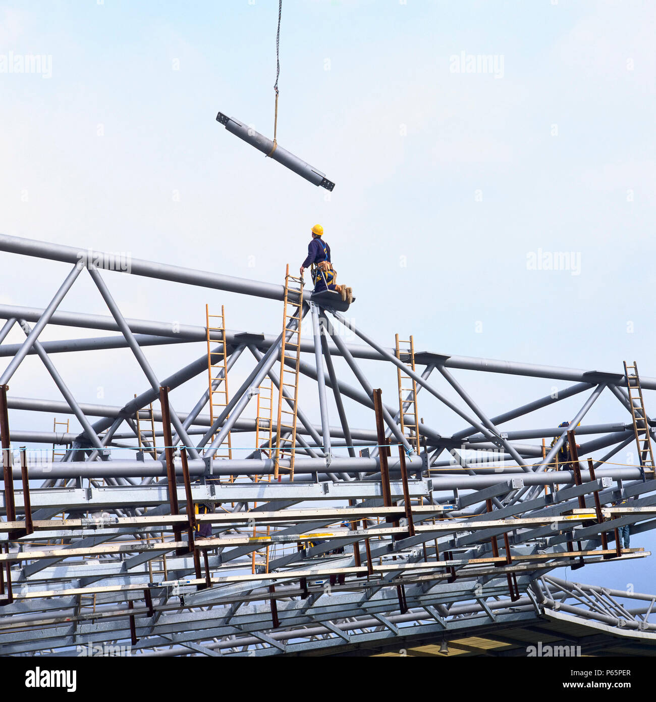 Aufbau aus Aluminium, der Standort für das Twickenham Rugby Ground montiert Stockfoto