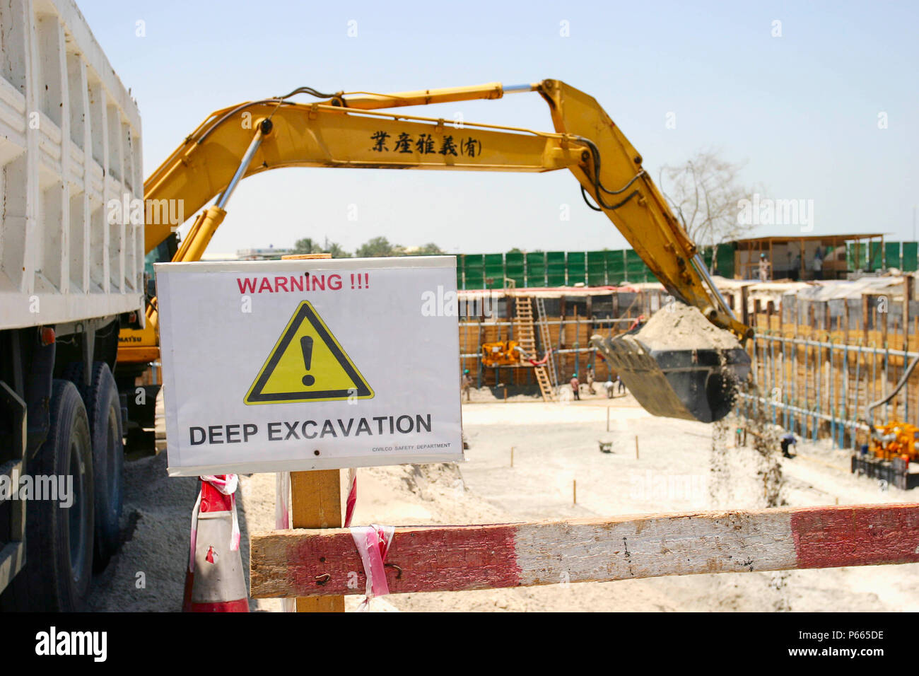 Bau Digger, Stiftungen in Abu Dhabi Stockfoto