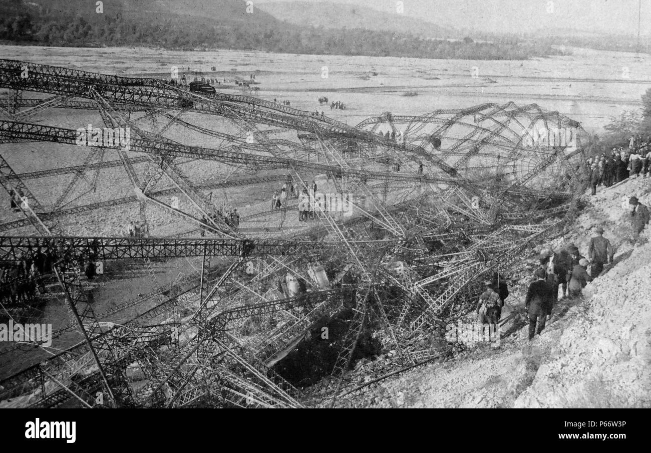 Deutsche Zeppelin L-45 Luftschiff abstürzen in Frankreich während des Zweiten Weltkrieges ein. 1917 Stockfoto