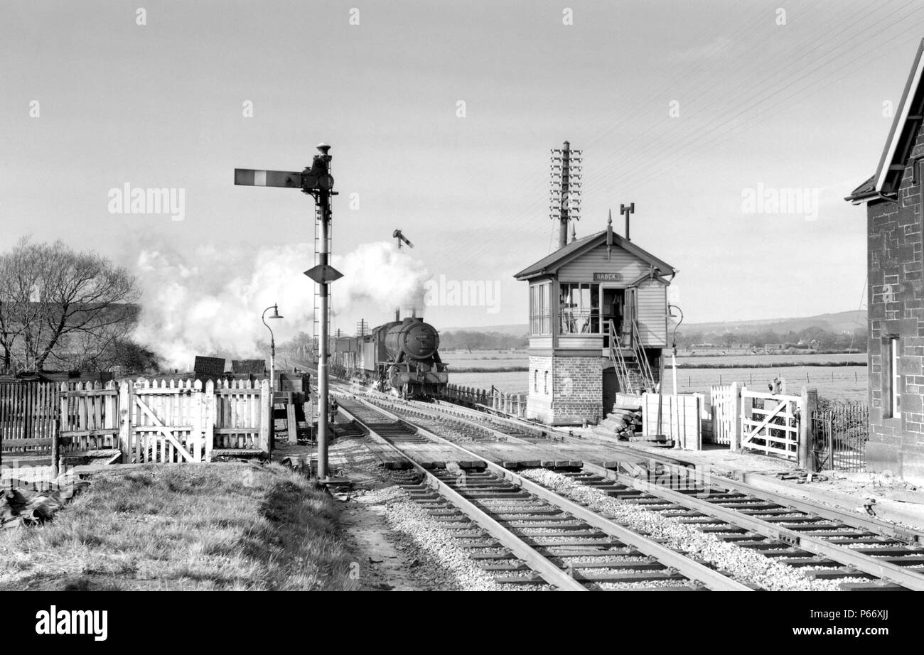 Brock auf dem ehemaligen L.N.W.R. Abschnitt der West Coast Main Line nach Norden. Die vier der Trasse von euxton nicht über Preston erweitern. Acco Stockfoto