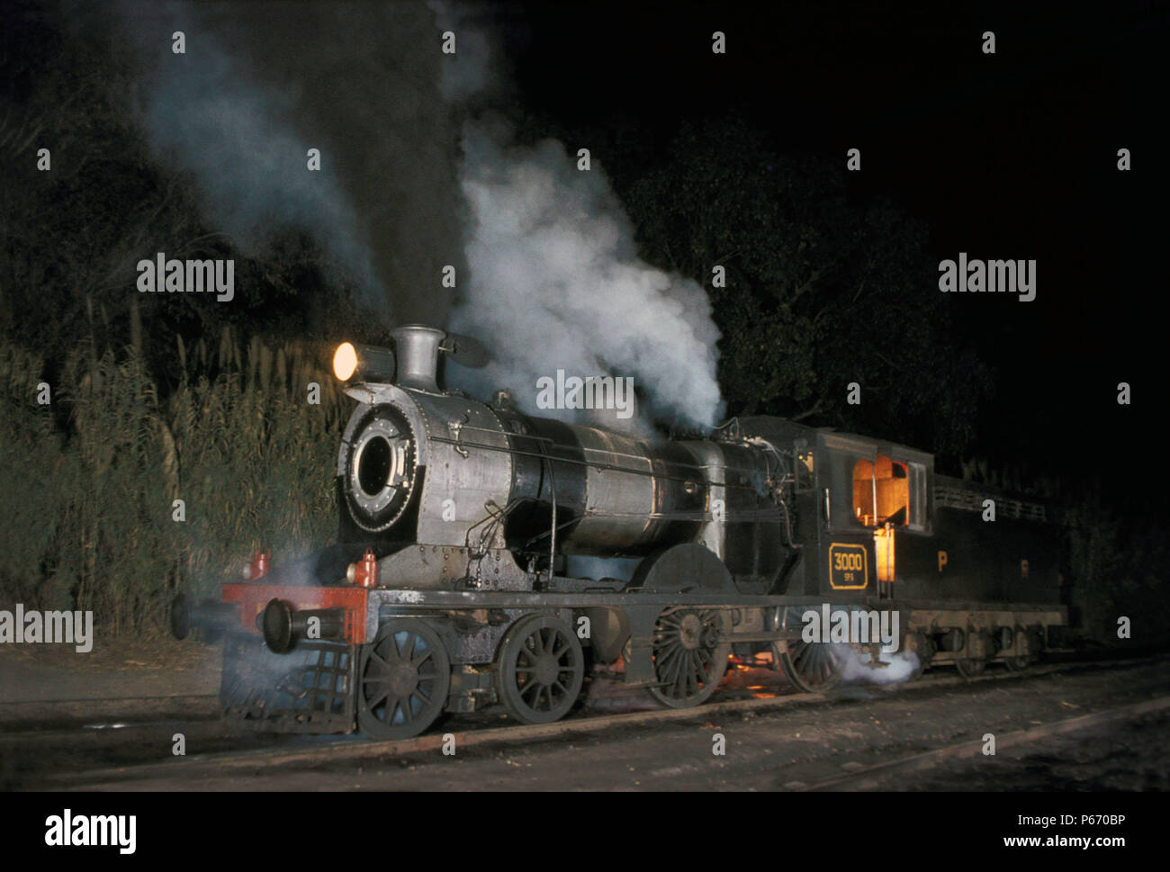 Die endgültige express Pkw Motor der späten viktorianischen und edwardianischen war Großbritannien der inneren Zylinder 4-4-0 Ähnliche Motoren wurden exportiert Britis Stockfoto