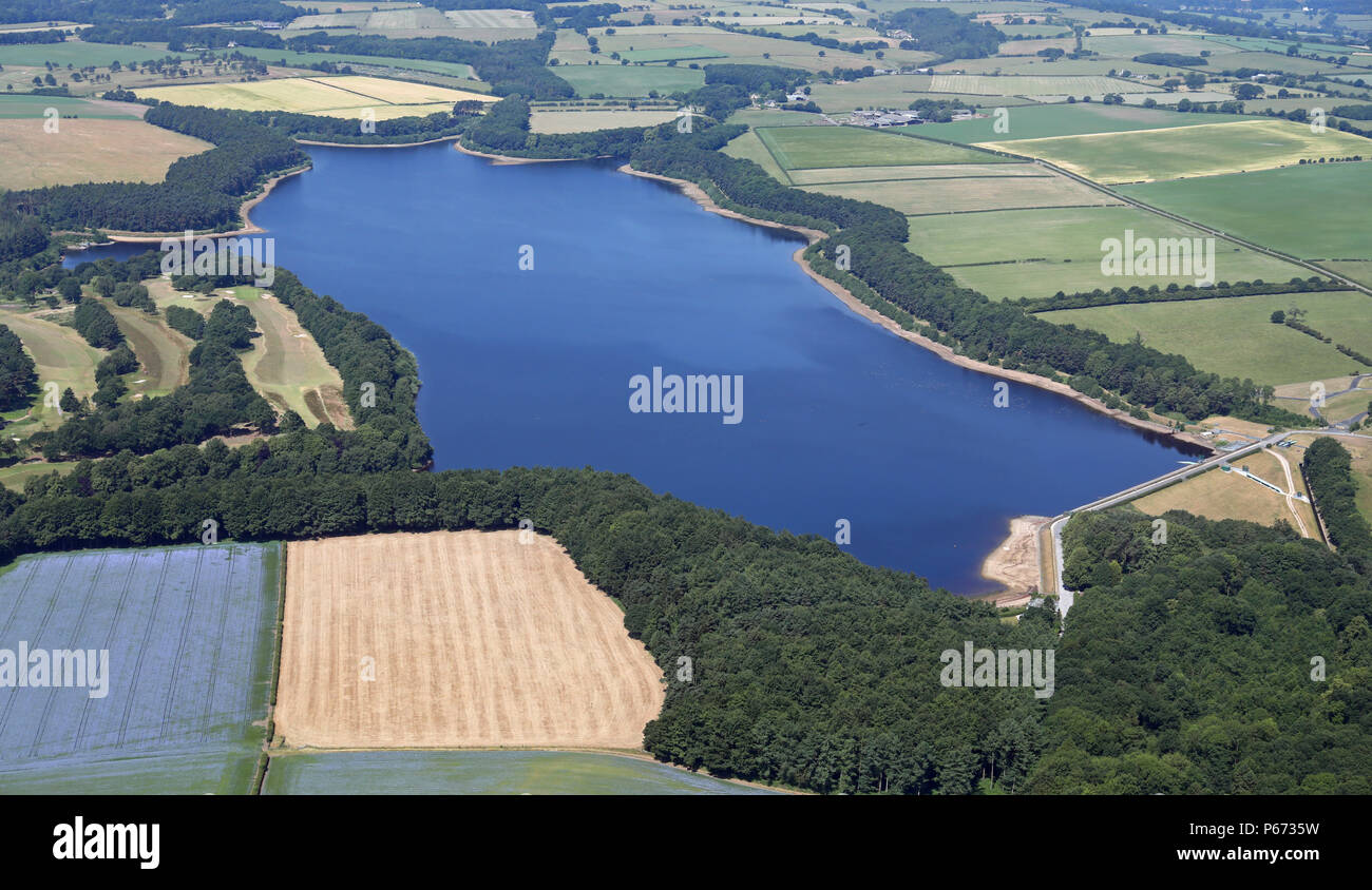 Luftaufnahme von eccup Reservoir, Leeds Stockfoto