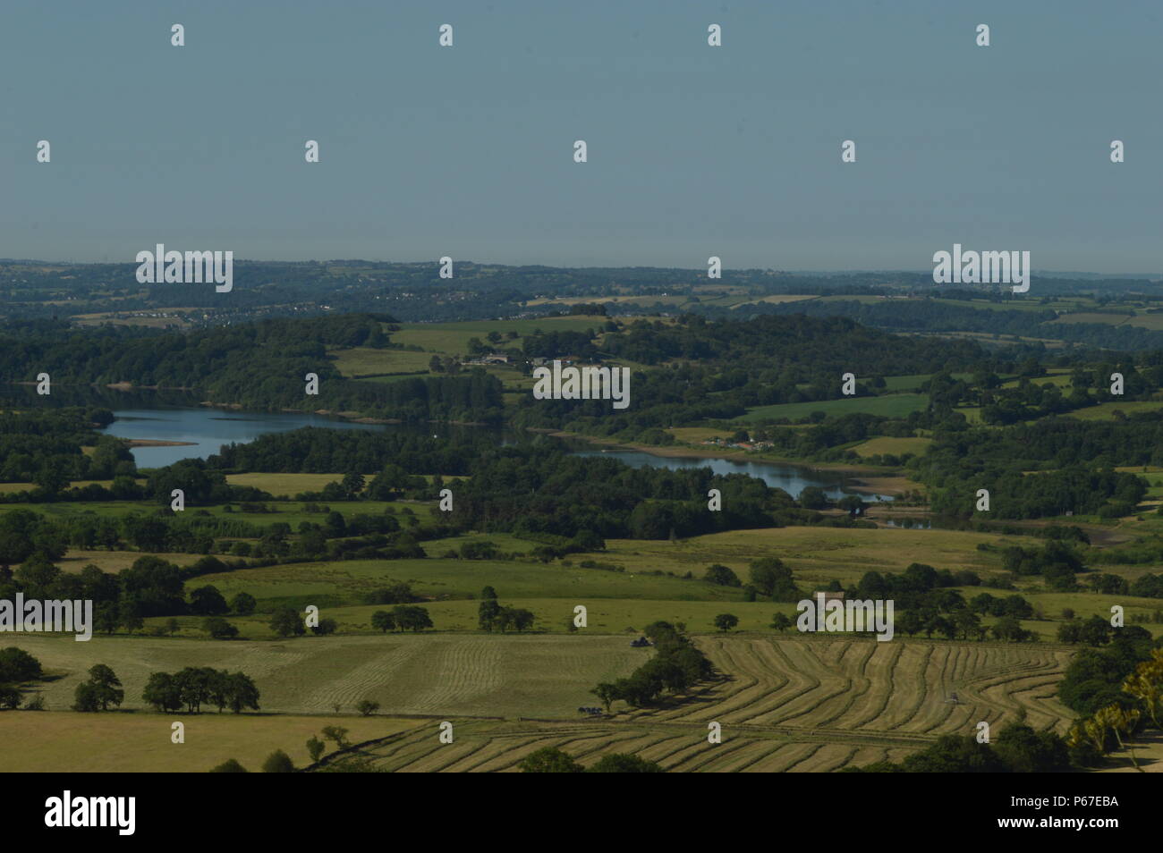 Blick von der Kakerlaken an Tittesworth Reservoir, Staffordshire suchen, Peak District Stockfoto