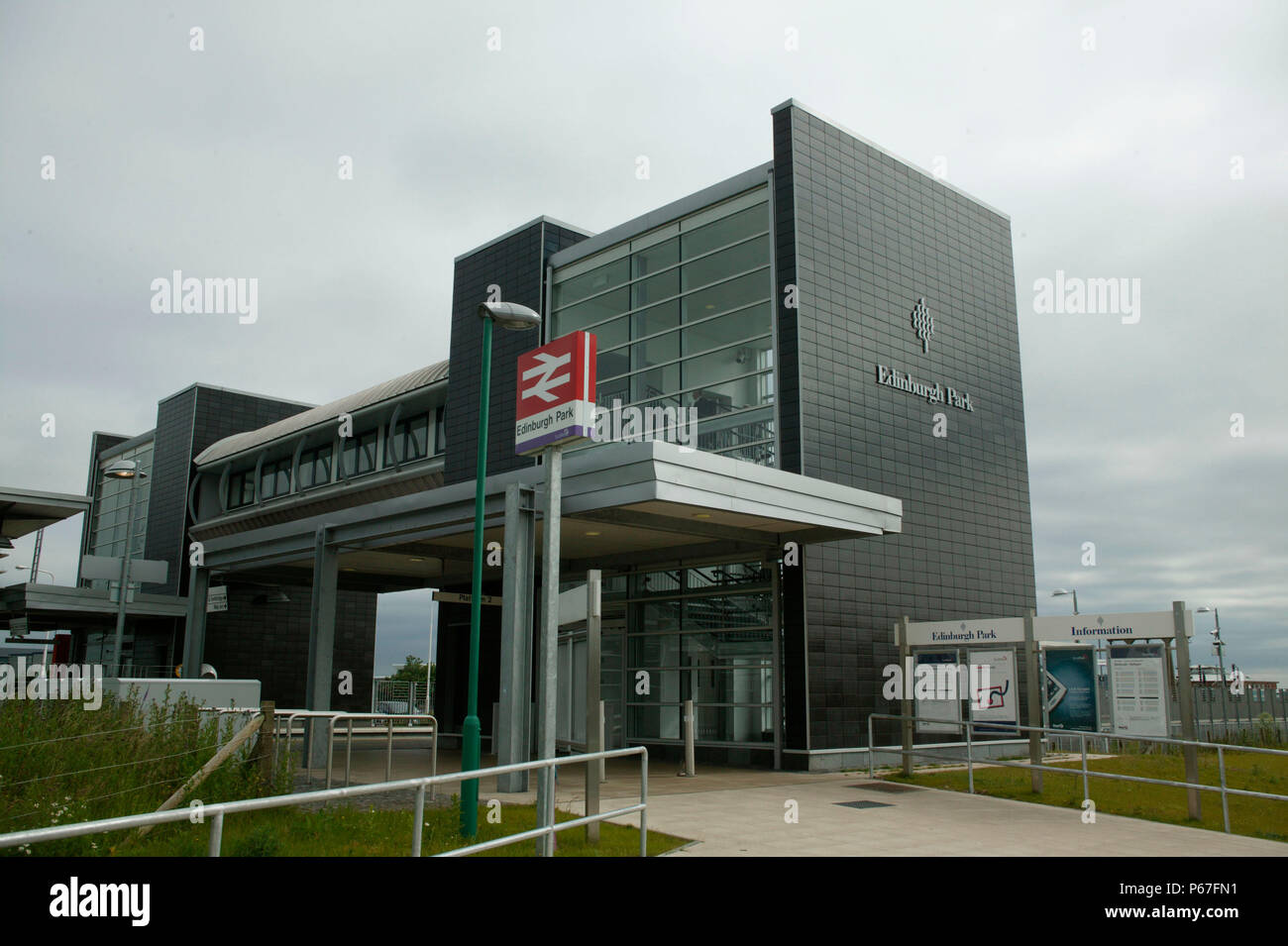 Edinburgh Park Station. Juni 2005 Stockfoto