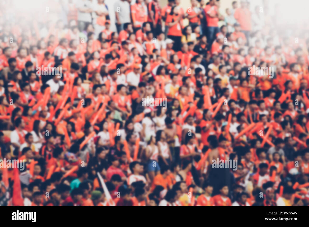 Verschwommen Von Fussballfans In Einem Match Und Zuschauer An Fussball Stadion Stockfotografie Alamy