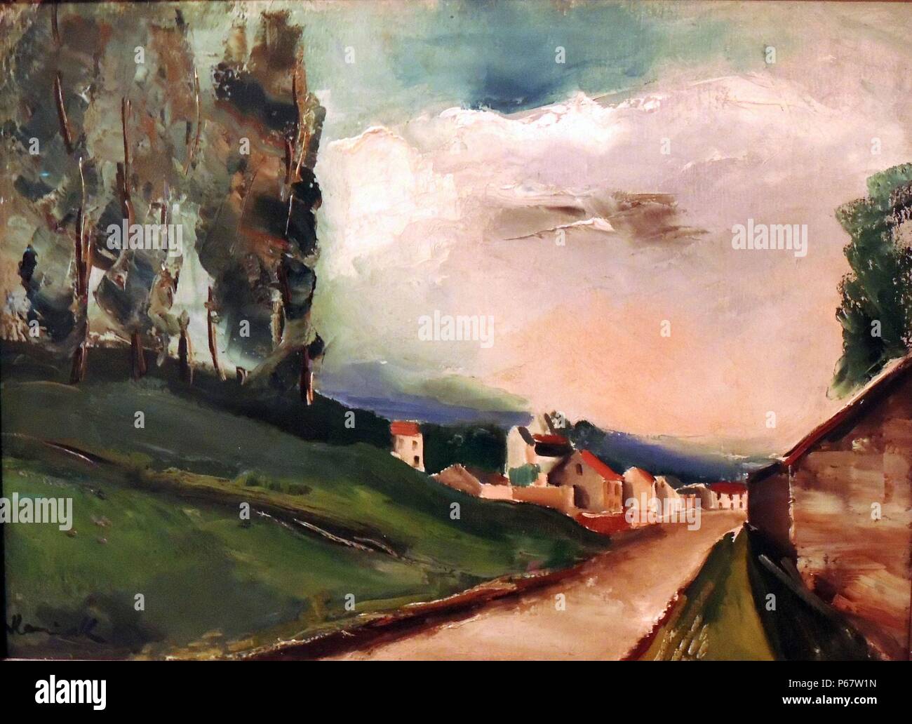(Die Straße mit Pappeln) La Route avec Les Amandiers C. 1922 von Maurice de Vlaminck, französische Künstler (1876-1958). Öl auf Leinwand. Dies sah die Verwendung der Spachtel und dunkleren Tönen von Blau, Schwarz, Grün und Weiß. Stockfoto
