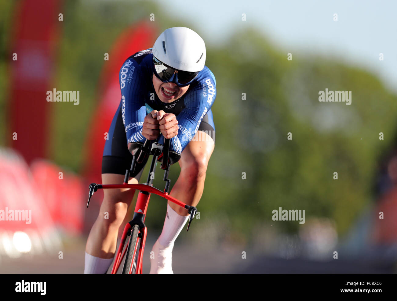 Harry Tanfield von Canyon Eisberg nimmt Silber im Elite Rennen der Männer während der HSBC UK National Road Meisterschaften Time Trial Wettbewerb in Northumberland. Stockfoto