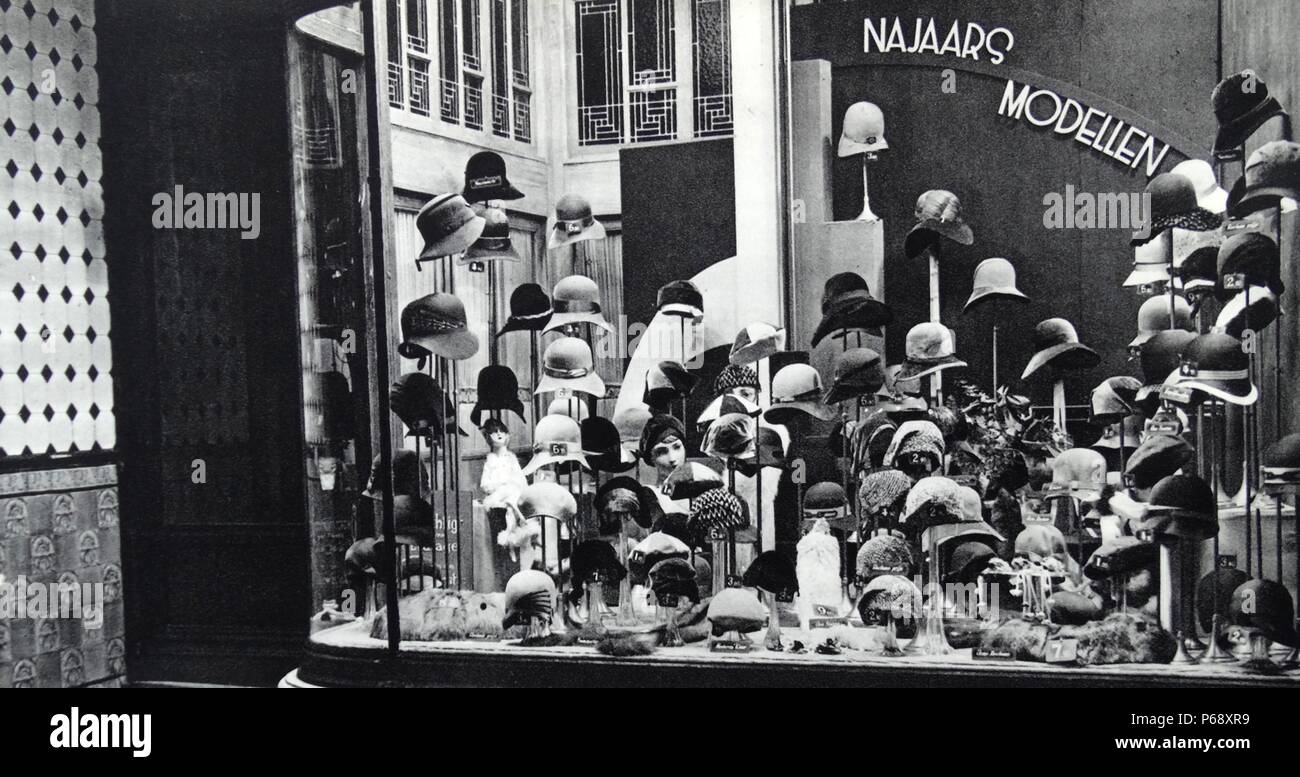 Niederländische Hut-Shop in Amsterdam um 1930 Stockfoto
