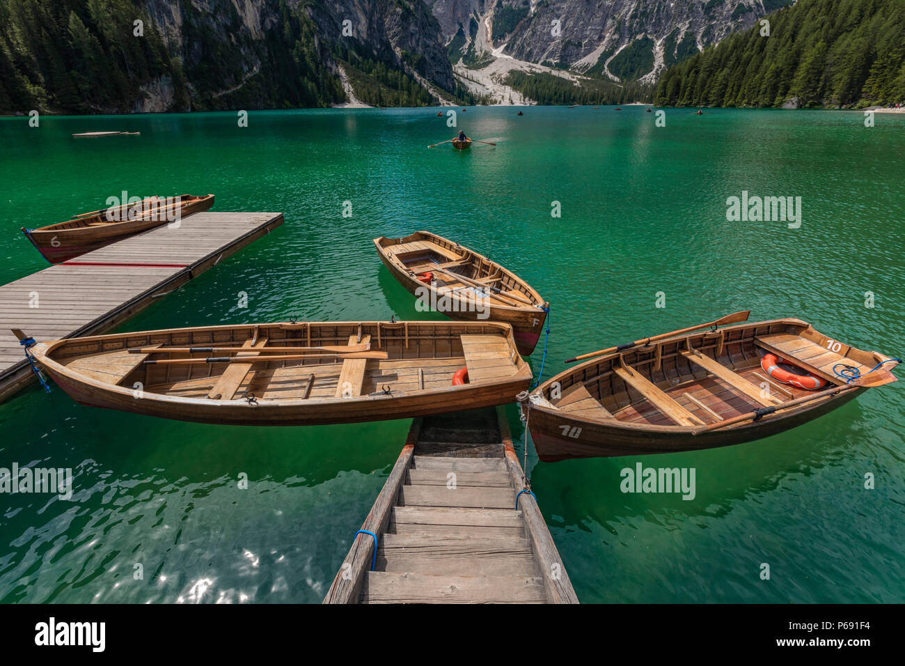 Lago di Braies, Prags, Südtirol, Dolomiten, Italien, Europa Stockfoto