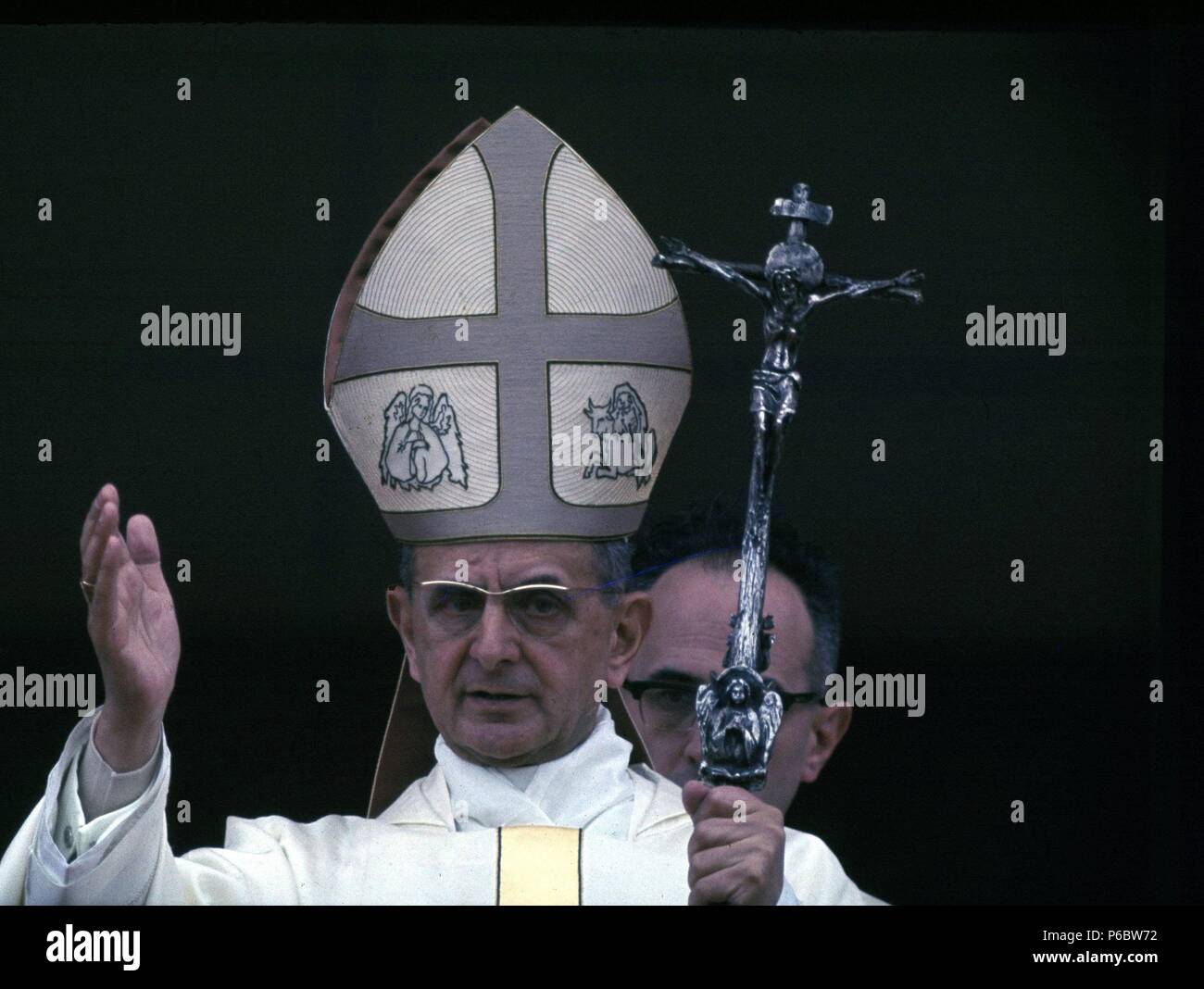 PABLO VI. GIOVANNI BATTISTA MONTINI. PAPA. 1897 - 1978. FOTO DURANTE UN VIAJE A FATIMA. Stockfoto