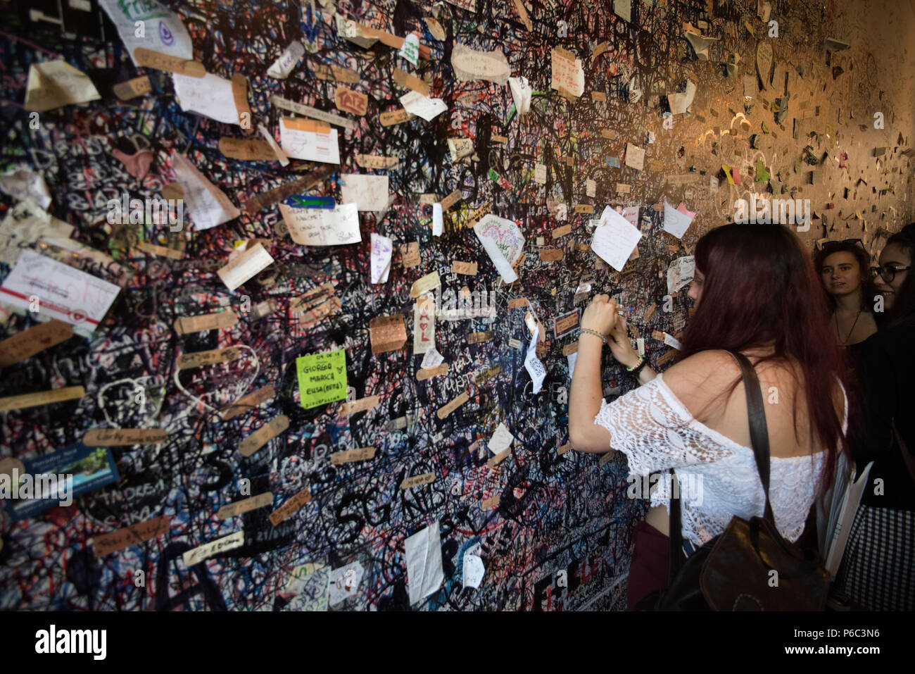 Julias Haus Casa Di Giulietta Balkon Verona Italien Touristen