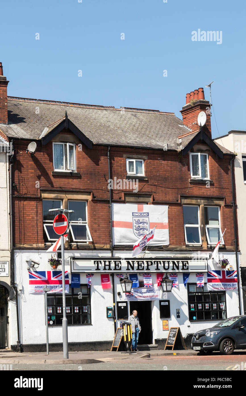 Ein englischer Pub in Derby Feiern der Wm Stockfoto