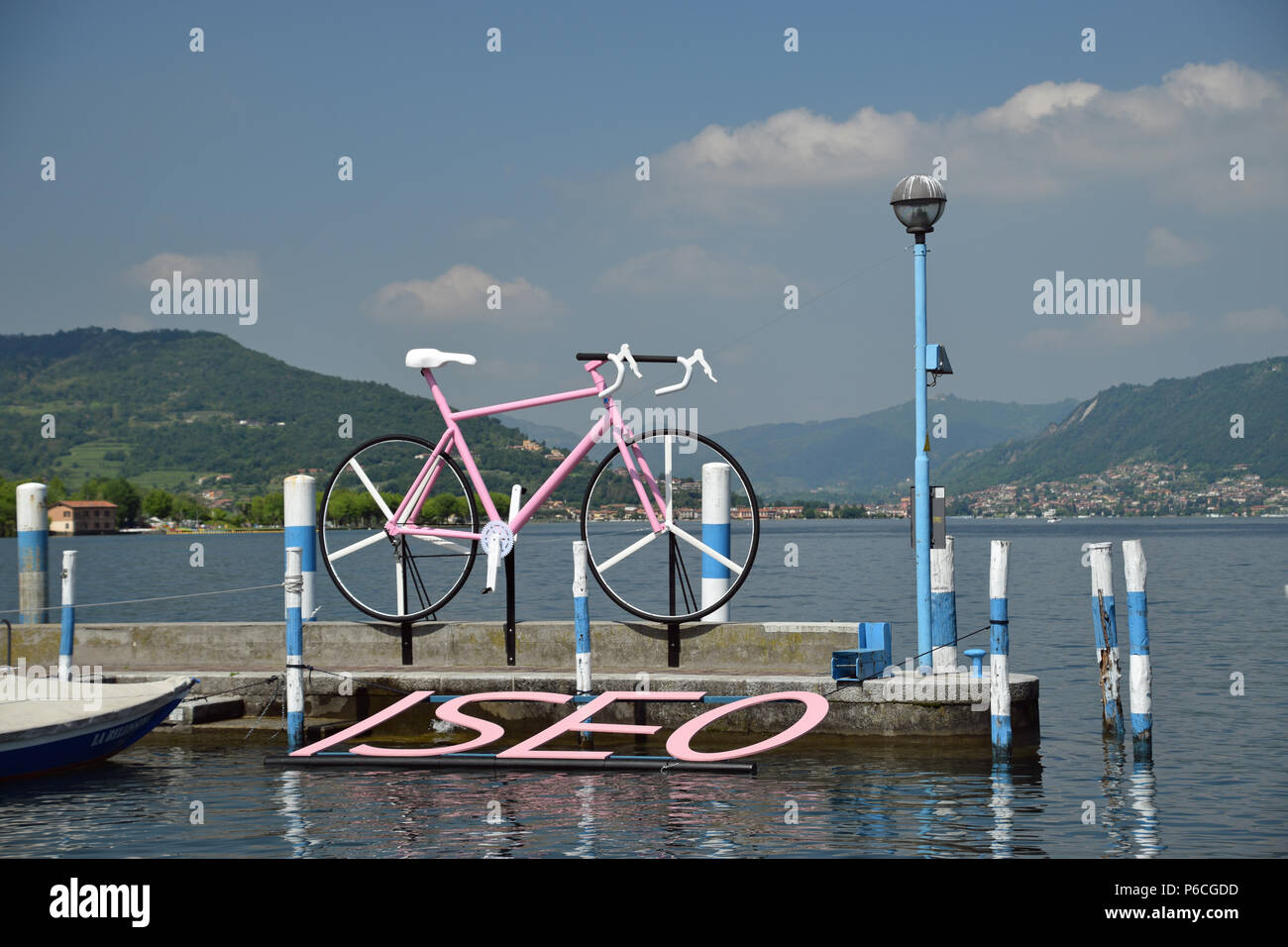 Giro d'Italia auf den Lago d'Iseo Stockfoto