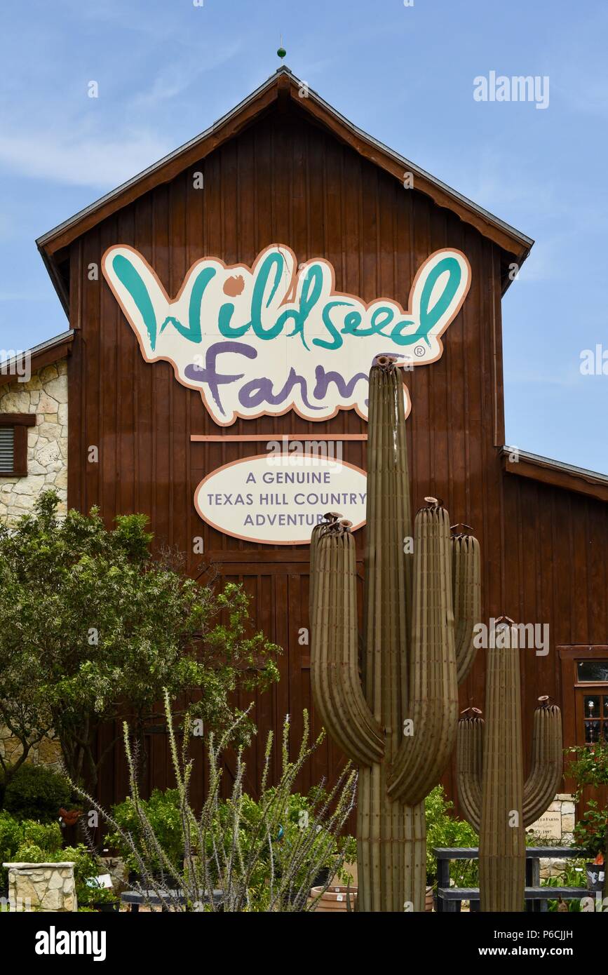 Main Store mit Wildseed Farm anmelden auf der Seite, der größten wildflower Samen Bauernhof in USA, Texas Hill Country, Frühling, Fredericksburg, Texas, USA. Stockfoto