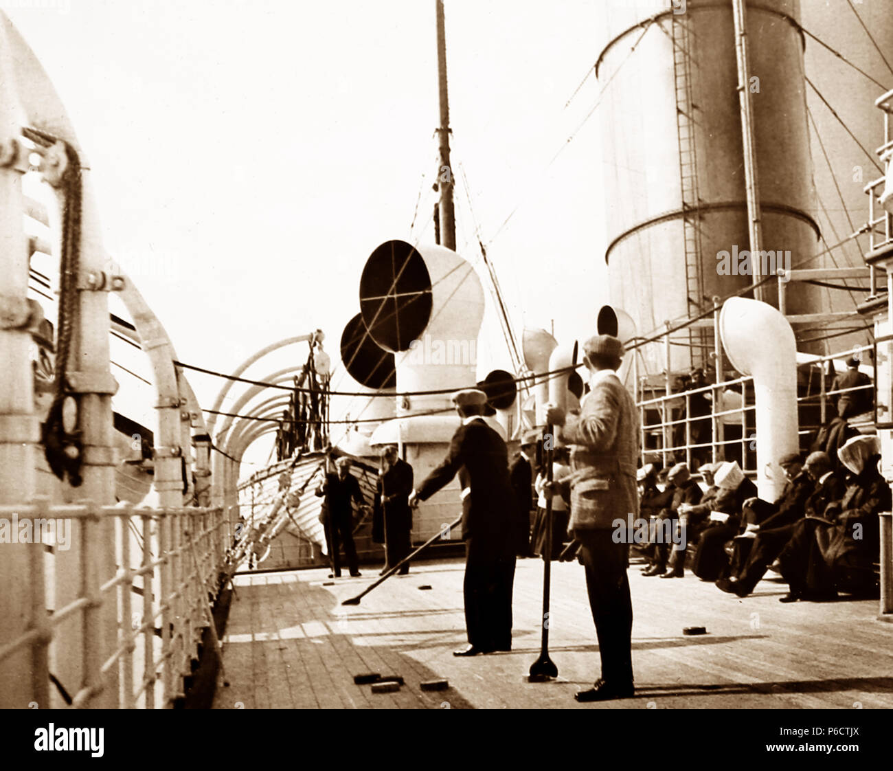 Deck Spiele an Bord eines trans-Atlantic Liner, 1900 Stockfoto