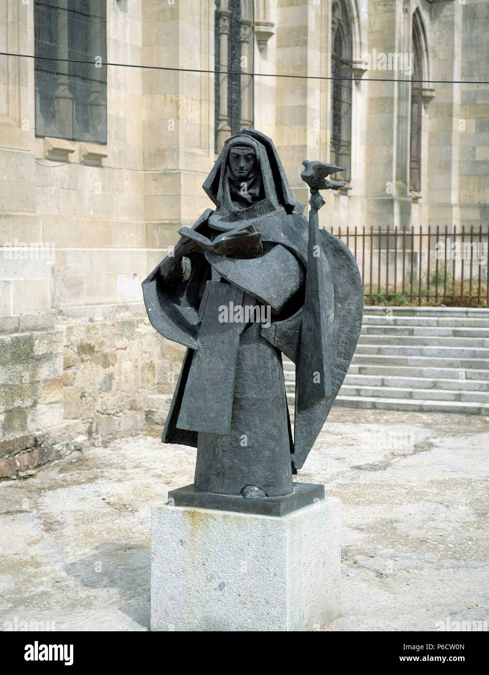 Teresa De Jesus Santa Teresa De Cepeda Y Ahumada Religiosa Y Escritora Espanola Avila 1515 1582 Monumento En Alba De Tormes Salamanca Obra Del Escultor Venancio Blanco Stockfotografie Alamy