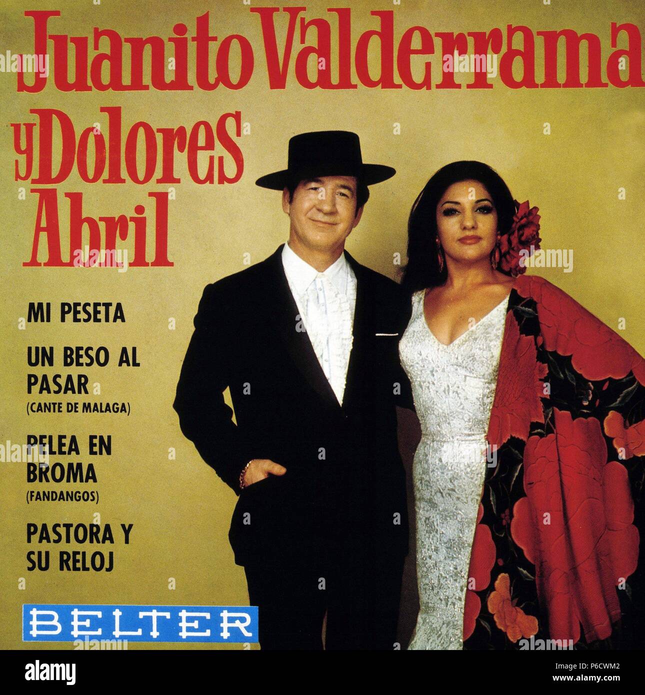 JUANITO VALDERRAMA. CANTANTE ESPAÑOL. TORREDELCAMPO 1916 - 2004. PORTADA DE DISCO. JUNTO A SU MUJER DOLORES ABRIL. Stockfoto