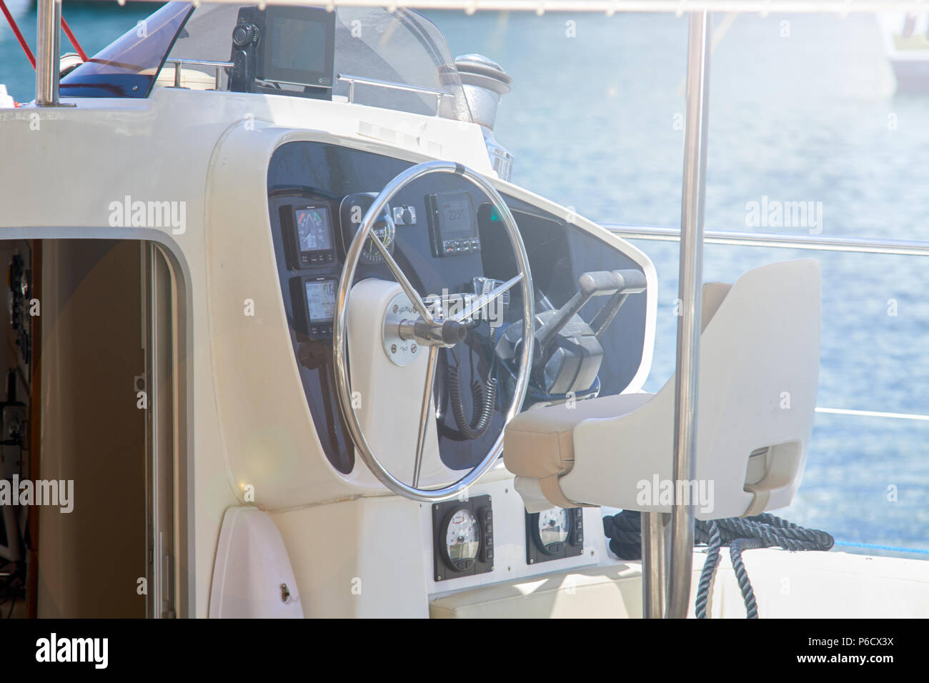 Yatch Deck in einen glänzenden Tag Stockfoto