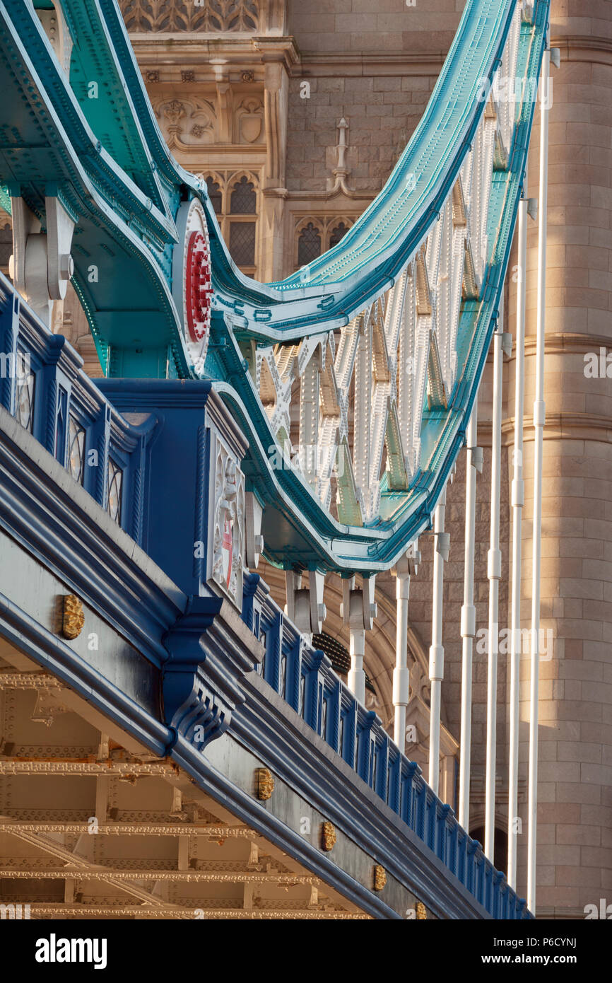 In der Nähe der Tower Bridge Stockfoto