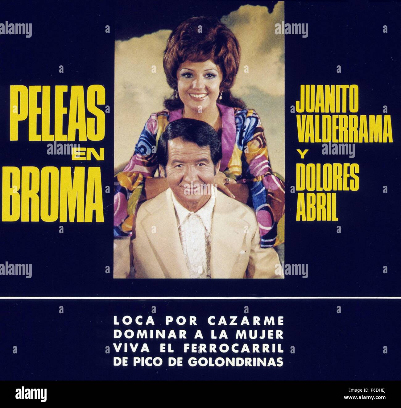 JUANITO VALDERRAMA. CANTANTE ESPAÑOL. TORREDELCAMPO 1916 - 2004. PORTADA DE DISCO JUNTO A DOLORES ABRIL. Stockfoto