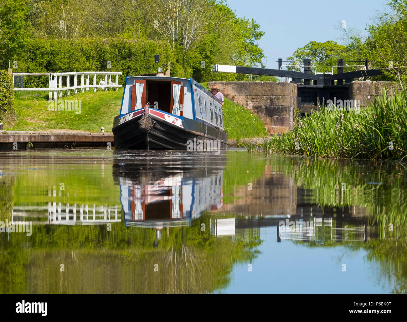 Kanal Boot auf der Montgomery Kanal an der Frankton Schlösser, Shropshire. Stockfoto