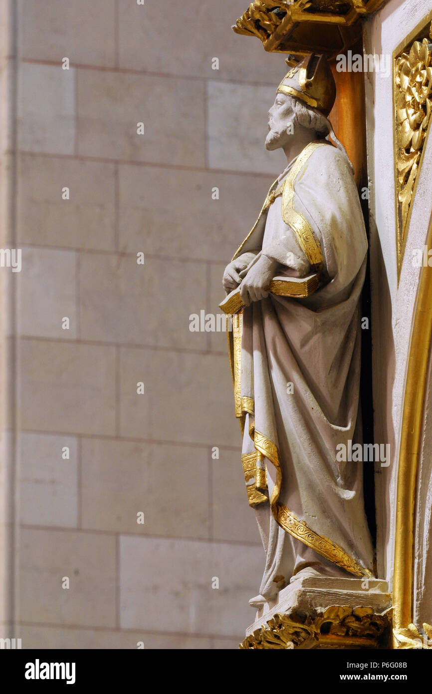 Doktor der Kirche, Statuen auf dem Hochaltar in der Kathedrale von Zagreb zu Maria Himmelfahrt geweiht Stockfoto