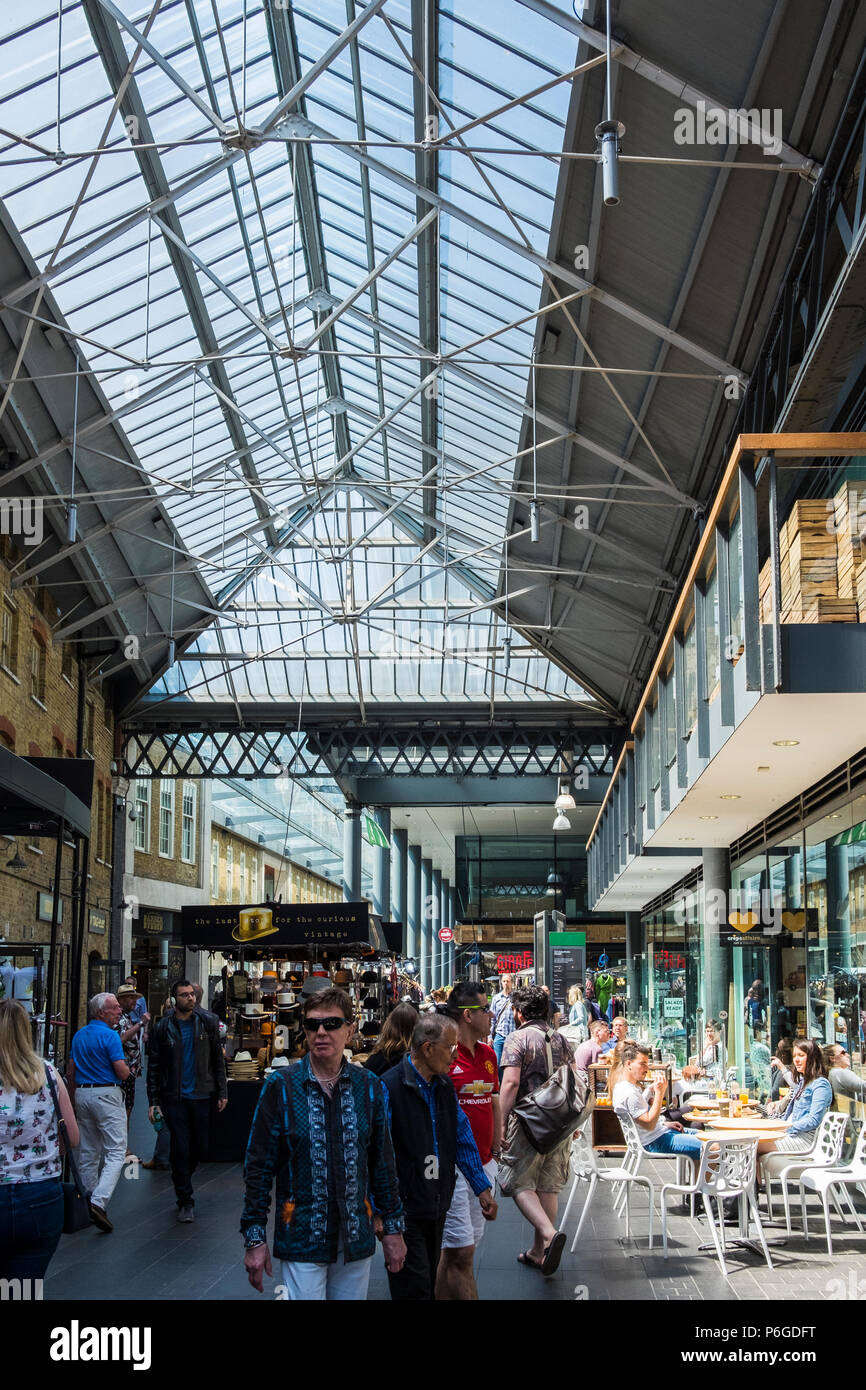 Spitalfields Market, Bezirk Tower Hamlets, London, England, Großbritannien Stockfoto