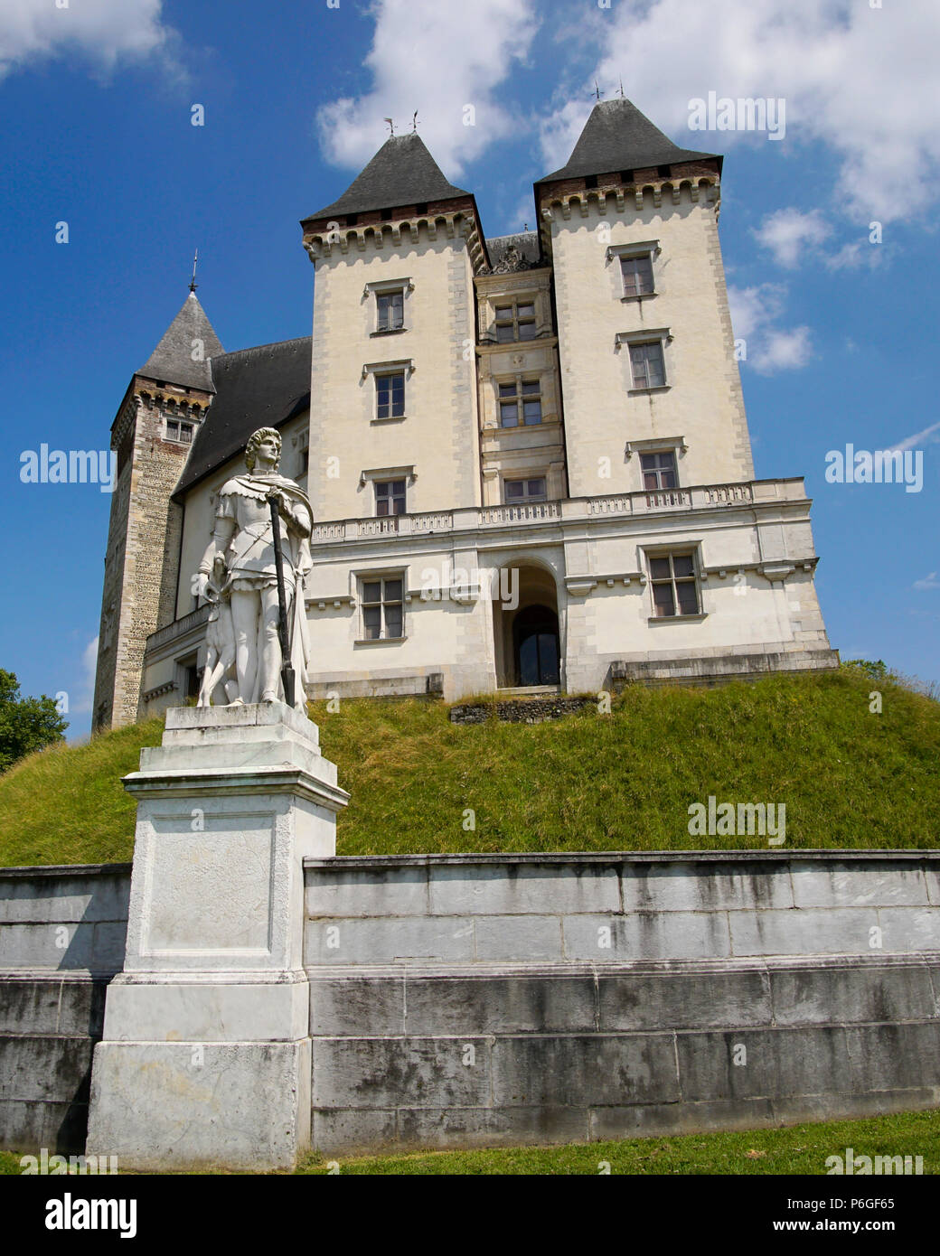Mittelalterliches Schloss von Pau, Aquitaine, Frankreich. Geburtsort des französischen Königs Henri 4. Stockfoto
