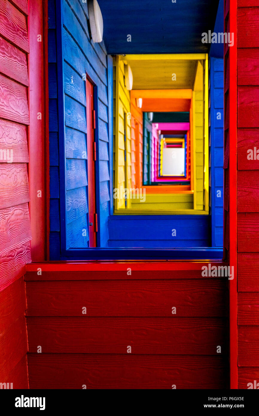 Blick durch Holzhütten Am saltburn Stockfoto