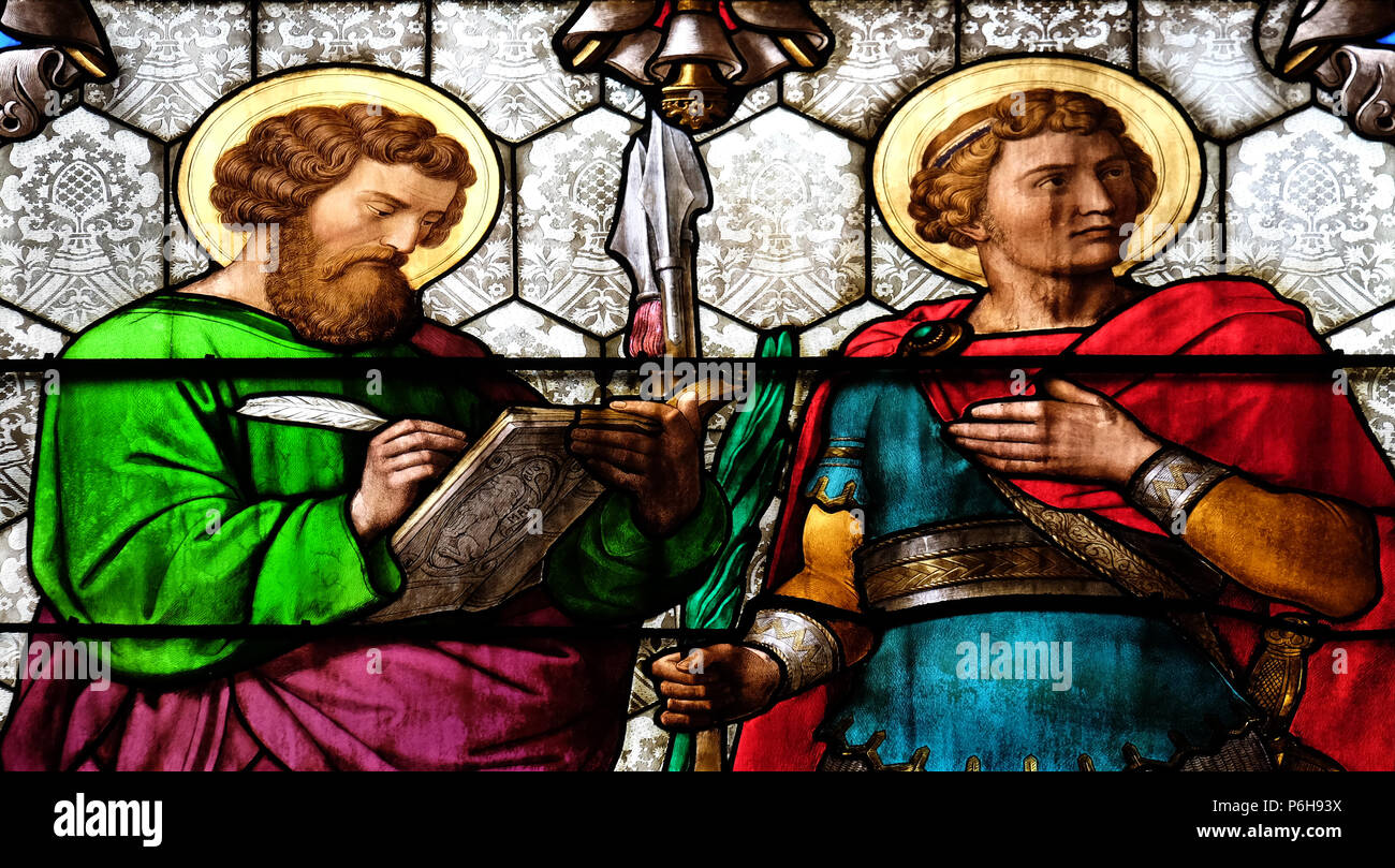 Saint Mark und Saint Demetrius, Glasfenster in der Kathedrale von Zagreb zu Maria Himmelfahrt geweiht Stockfoto