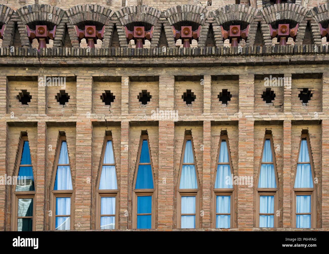 Theresianischen Schule. Detailansicht der hinteren Fassade. Stockfoto