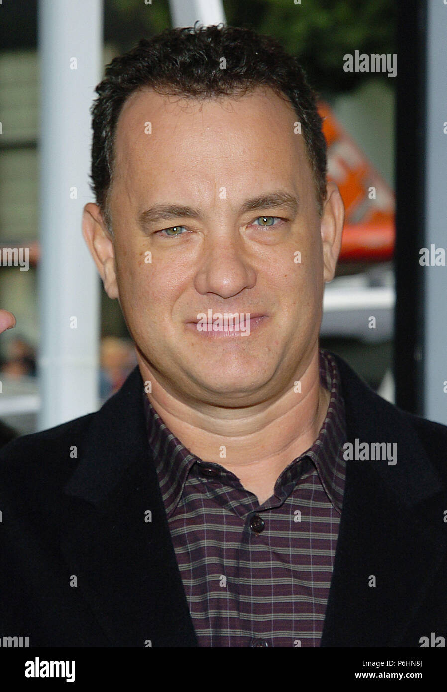 Tom Hanks an der Polar Express Premiere auf dem Grauman Chinese Theatre in Los Angeles. 11.07.2004. 10 HanksTom 106 Red Carpet Event, Vertikal, USA, Filmindustrie, Prominente, Fotografie, Bestof, Kunst, Kultur und Unterhaltung, Topix Prominente Fashion/Vertikal, Besten, Event in Hollywood Leben - Kalifornien, Roter Teppich und backstage, USA, Film, Stars, Film Stars, TV Stars, Musik, Promis, Fotografie, Bestof, Kunst, Kultur und Unterhaltung, Topix, headshot, vertikal, eine Person aus dem Jahr 2004, Anfrage tsuni@Gamma-USA.com Stockfoto
