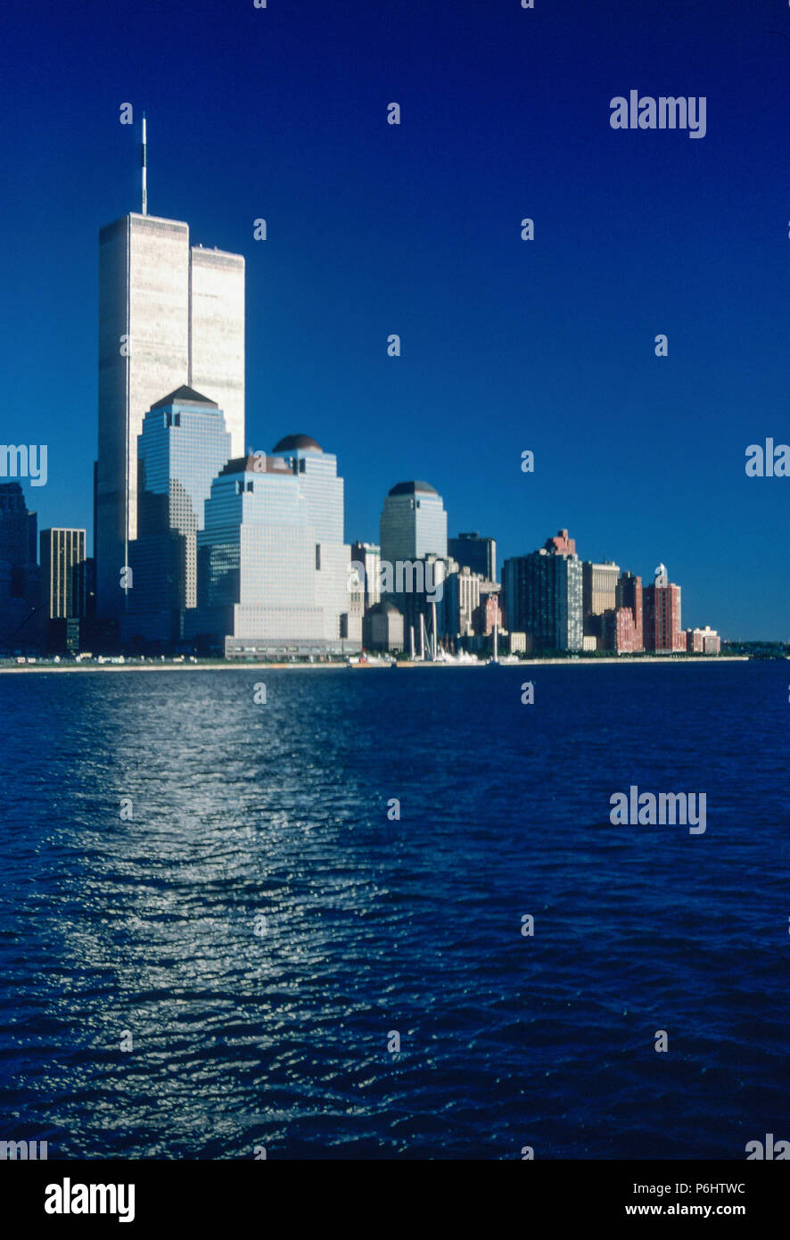 Vintage Bild Skyline von New York City, die die Twin Towers des World Trade Center, New York, USA umfasst Stockfoto