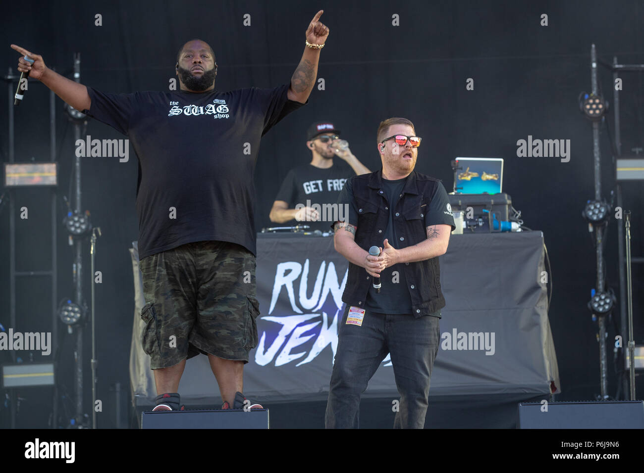 Finsbury Park, UK. 30 Juni, 2018, führen die Juwelen von seinem Künstlernamen El-P und Killer Mike bei Queens of the Stone Age und Freunde bekannt. UK. Finsbury Park London. © Jason Richardson/Alamy leben Nachrichten Stockfoto