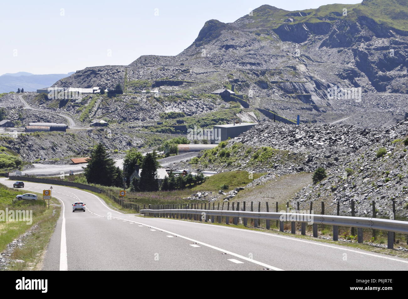 Walisischen Schiefer Steinbruch auf der A 470 in Blaenau Ffestiniog, Gwynedd, Wales Stockfoto