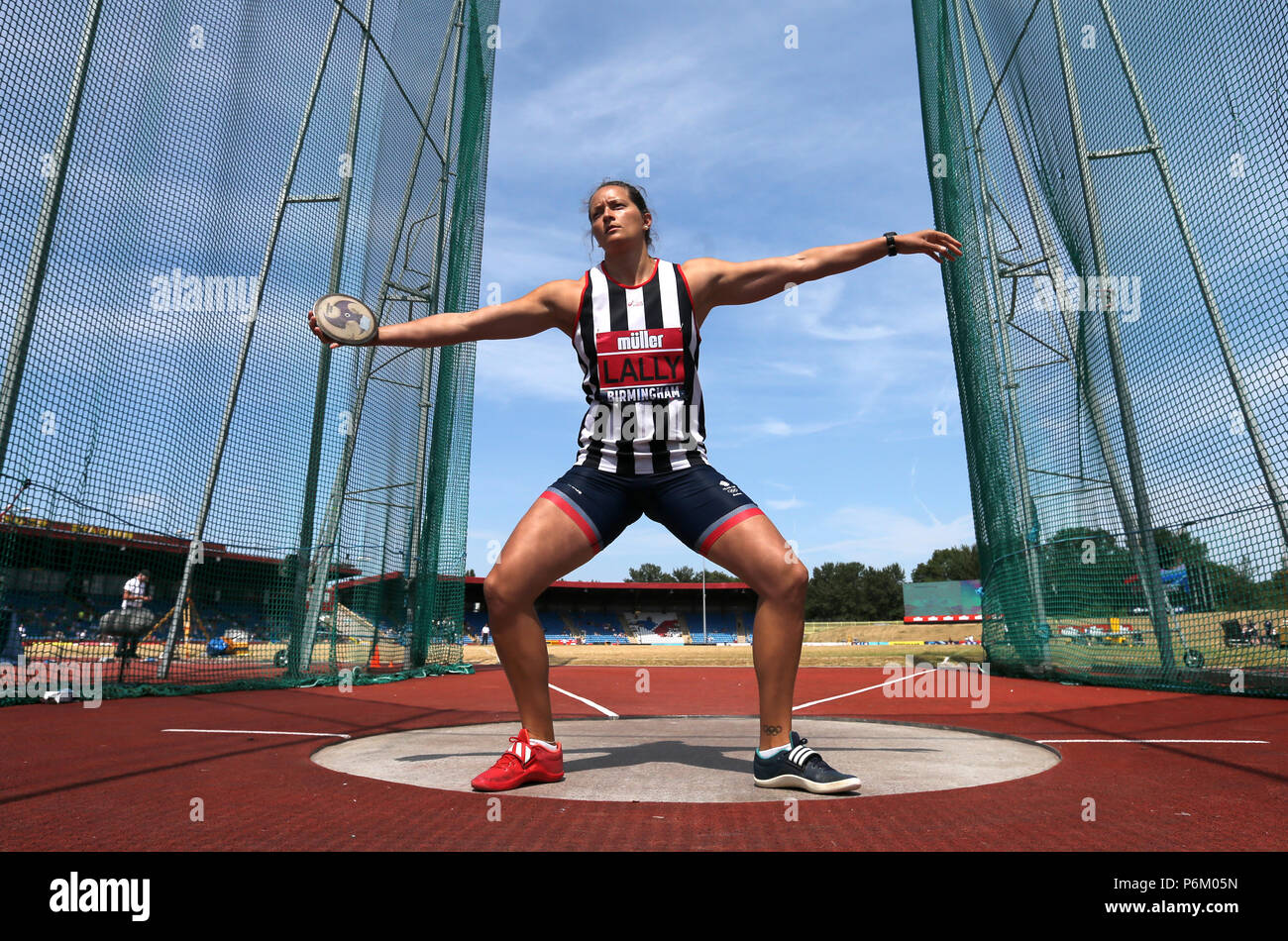 Großbritanniens Jade Lally in Aktion während der Frauen Discus bei Tag zwei Der Muller britischen Leichtathletik Meisterschaften an Alexander Stadium, Birmingham. Stockfoto