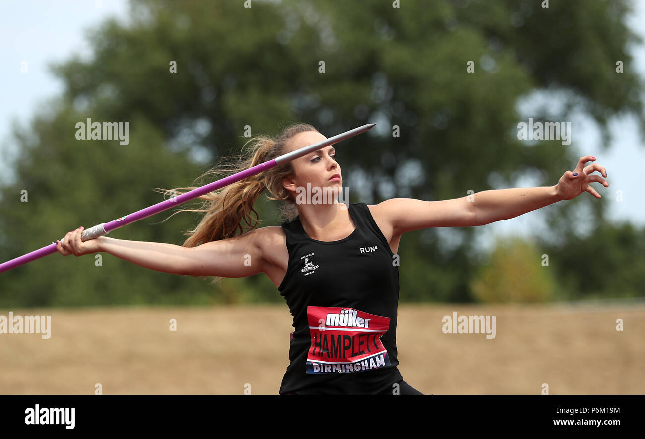Großbritanniens Emma Hamplett konkurriert in der Frauen Speerwerfen Finale bei Tag zwei Der Muller britischen Leichtathletik Meisterschaften an Alexander Stadium, Birmingham. Stockfoto