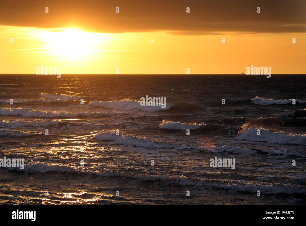 Warnemünde, Sonnenuntergang an der Ostsee Stockfoto