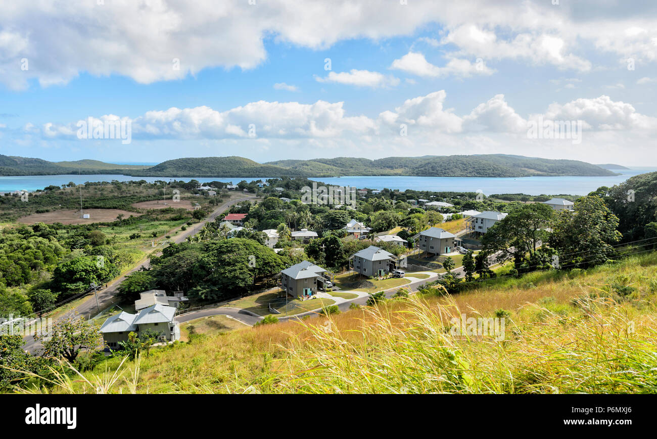 Blick auf Thursday Island County und Torres Strait Inseln vom grünen Hügel Fort Lookout, Far North Queensland, FNQ, QLD, Australien Stockfoto