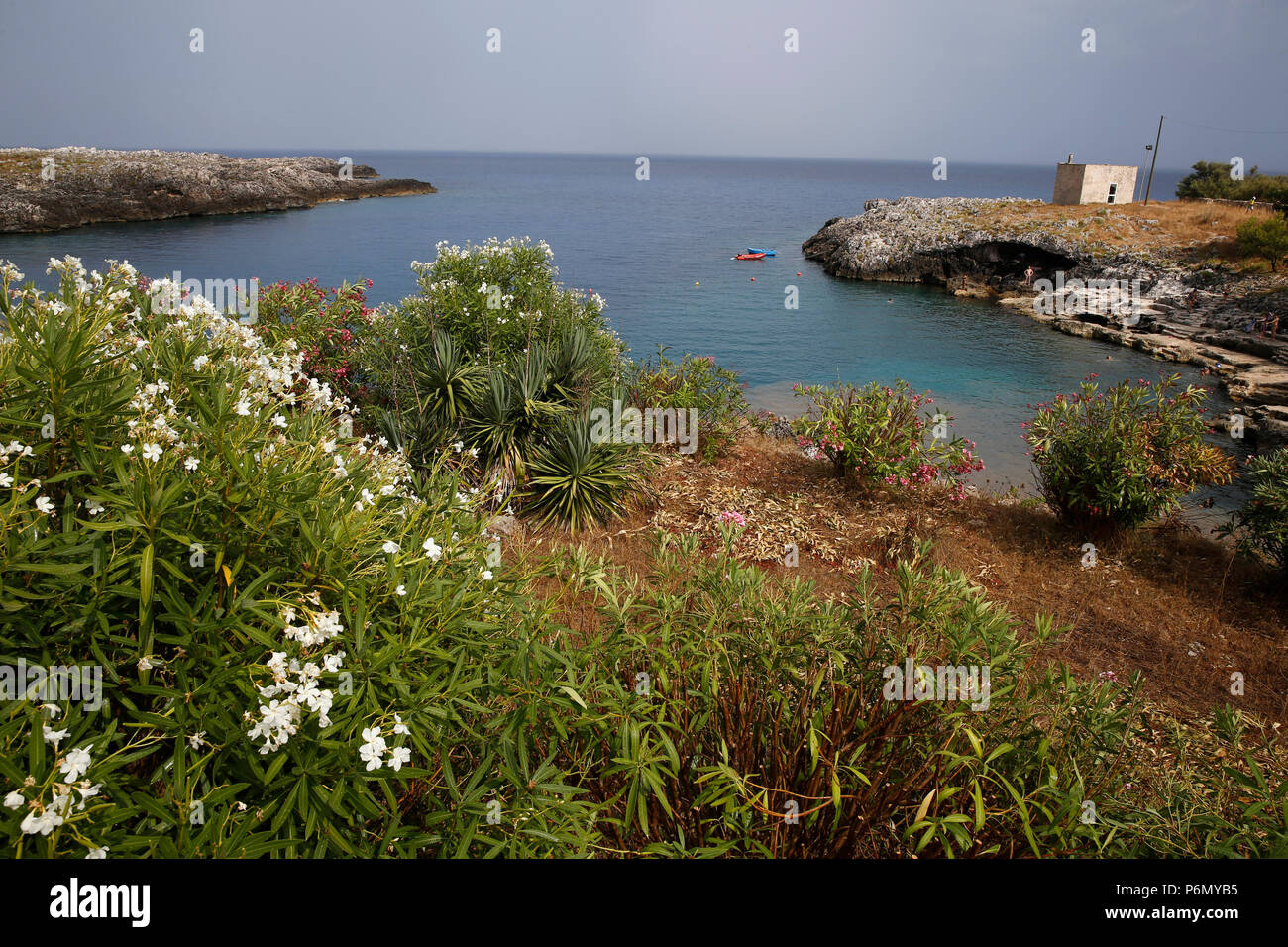 Porto Badisco nach einem Regenschauer. Italien. Stockfoto