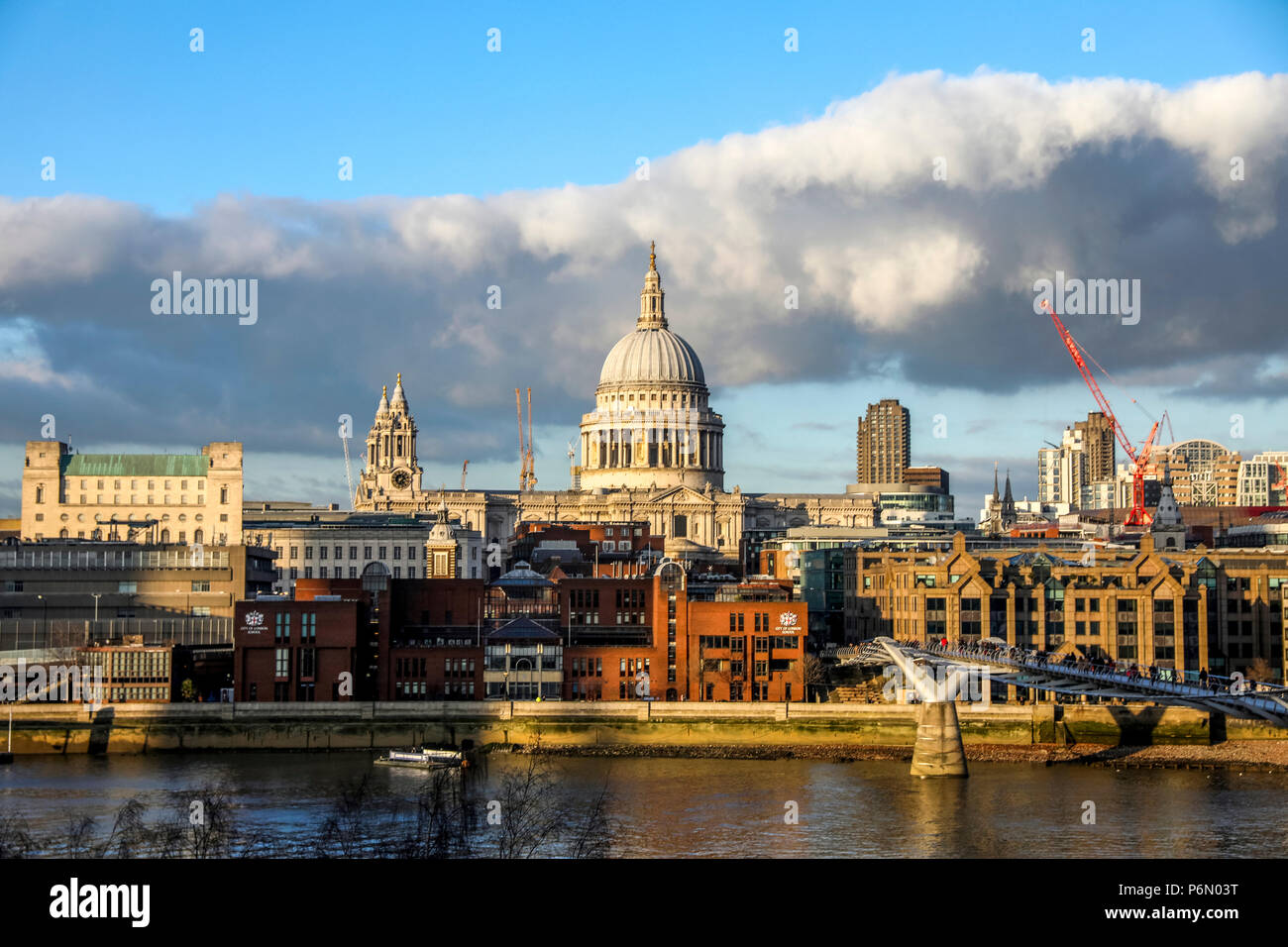 Blick auf die London von der Tate Modern. Großbritannien Stockfoto