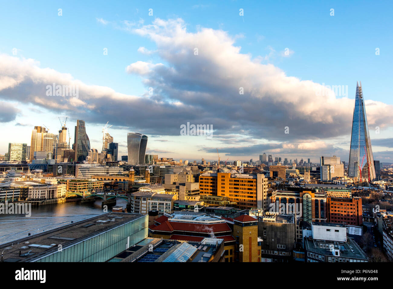 Blick auf die London von der Tate Modern. Großbritannien Stockfoto