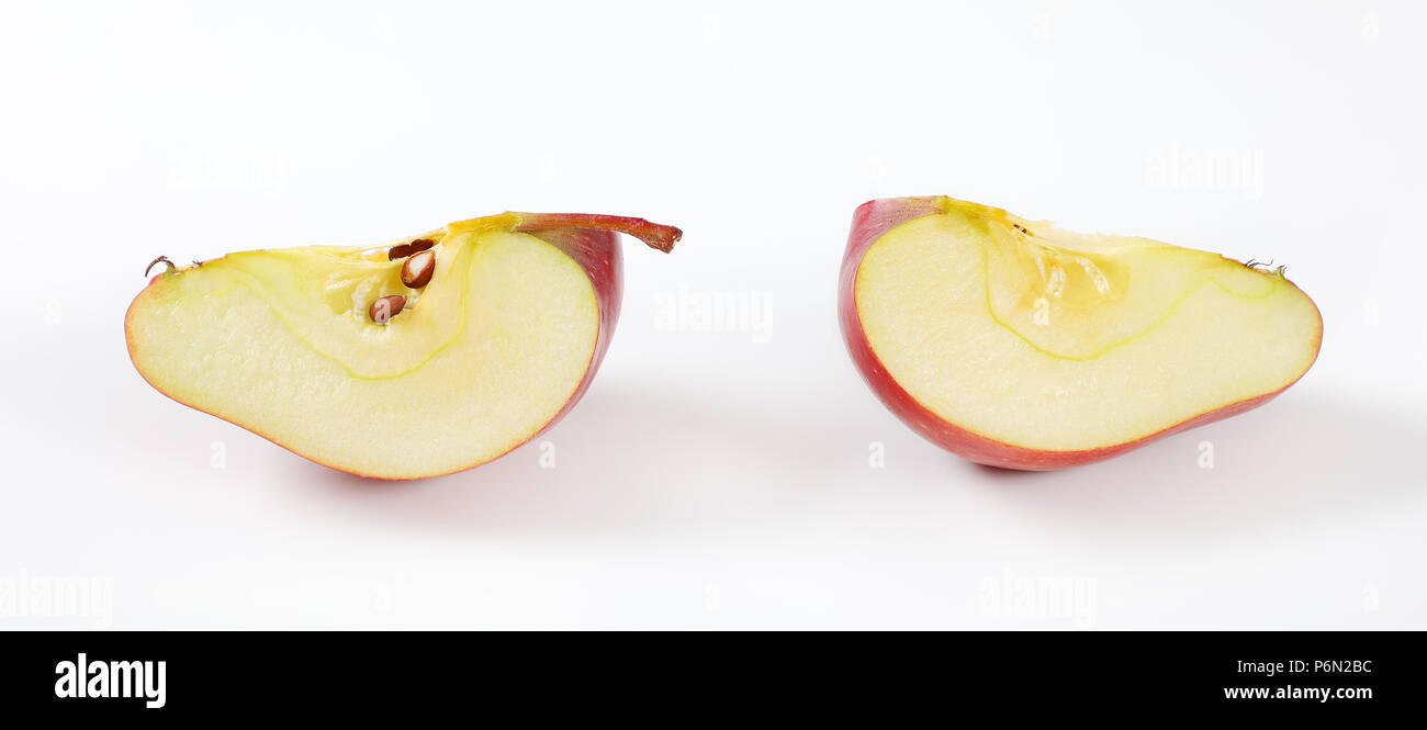 Red Apple Keile auf weißem Hintergrund Stockfoto