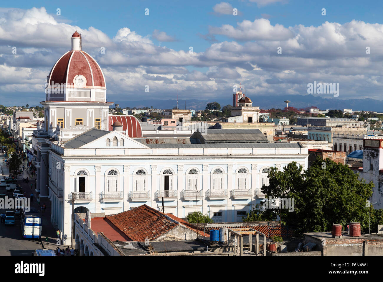 Der Rotunde des Antiguo Ayuntamiento, der Heimat der Provinzregierung Gebäude in Cienfuegos, Kuba Stockfoto