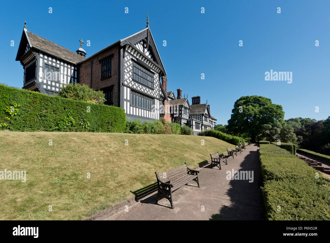 Bramall Hall im Bramhall, Stockport, Cheshire befindet. Stockfoto